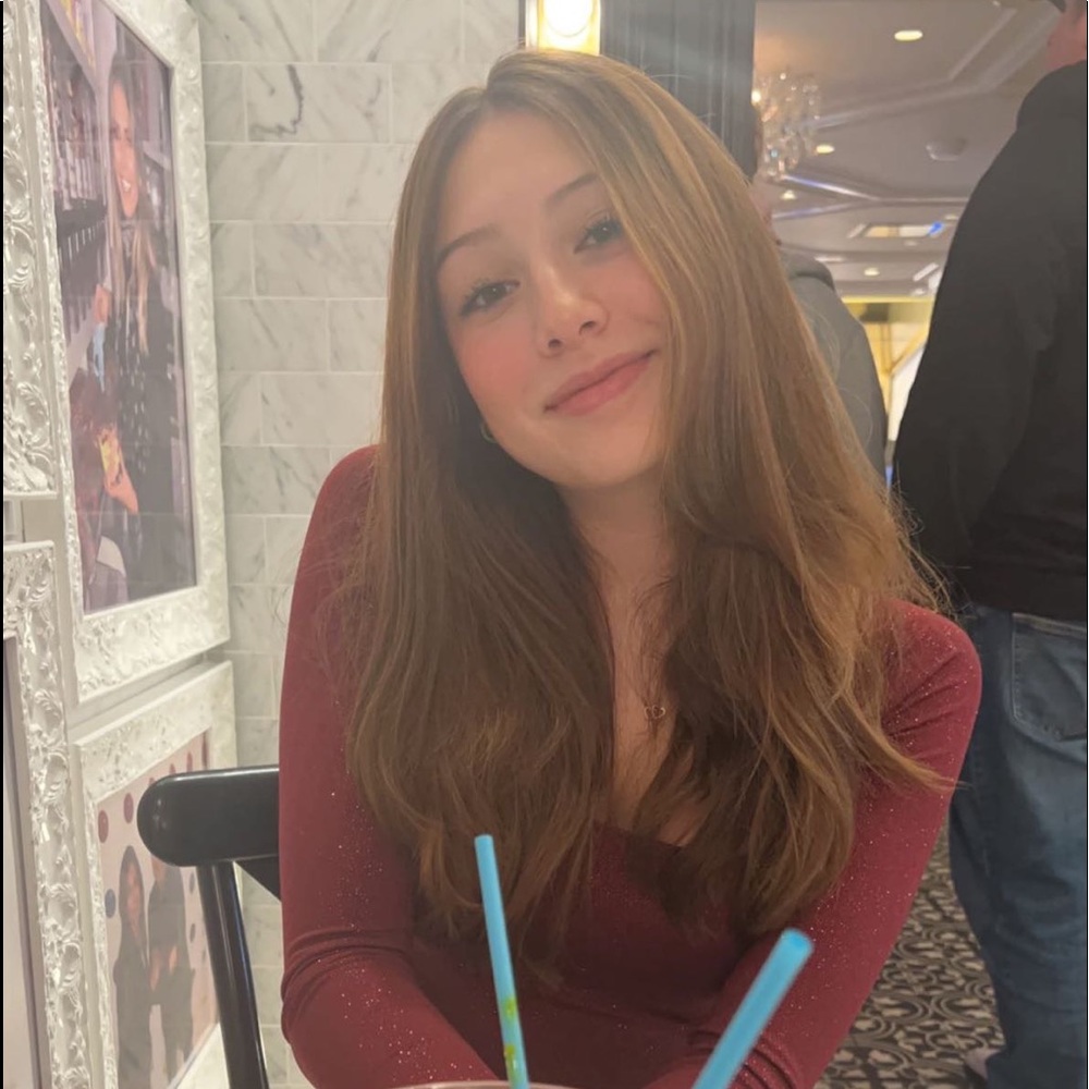 Meet your Posher, Lexi